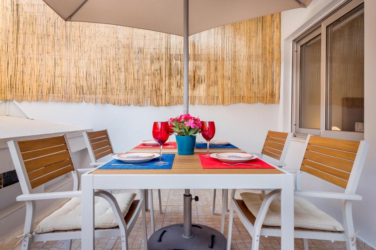 Exquisite Retreat In A Traditional Area Of Porto Bagian luar foto